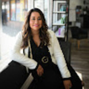 Meet your Posher, Dayanara